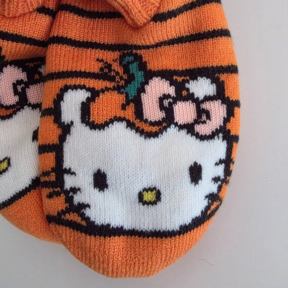 HELLO KITTY Grip Slipper Socks | Halloween Glow in the Dark | Cute Pumpkin NEW - Picture 2 of 8